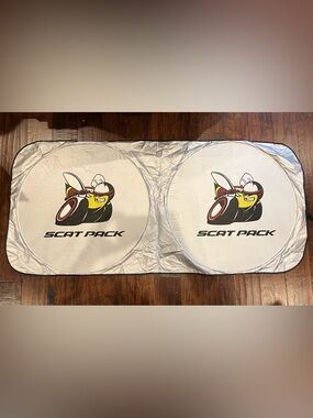 SCAT PACK Silver Polymester Yellow, Red, White & Black Car Windshield Sun Shade